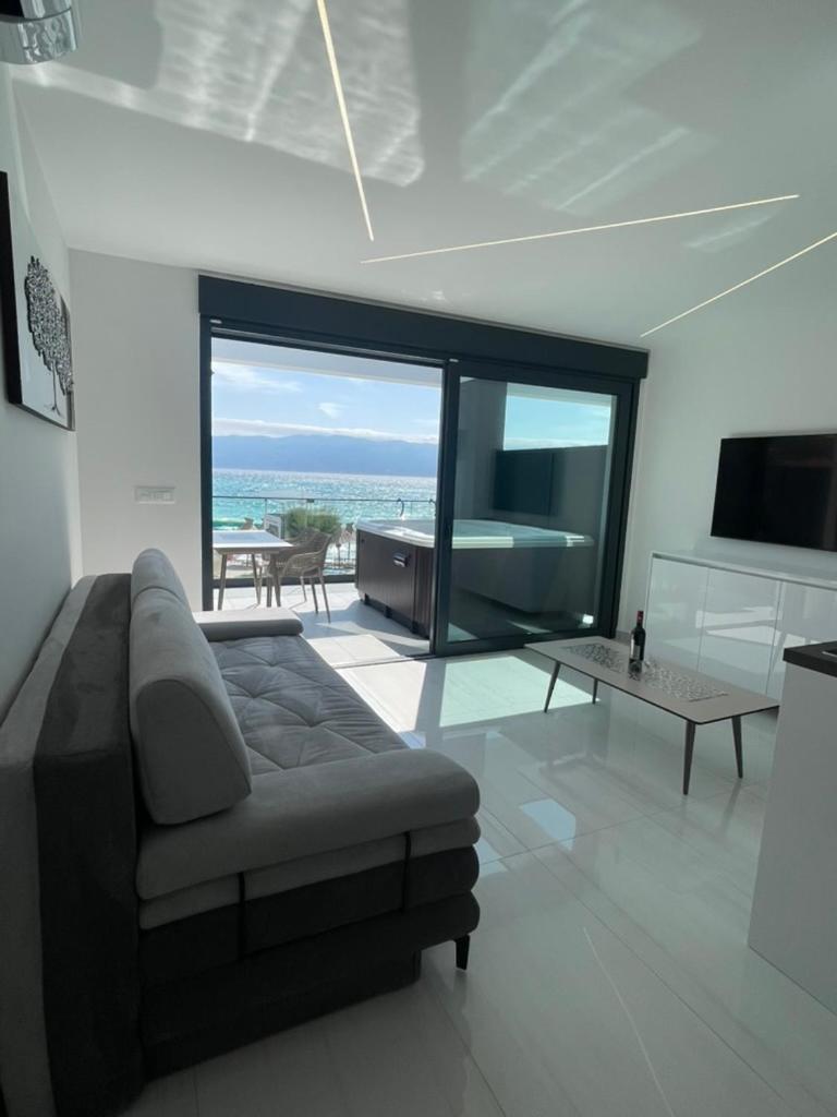 Villa San Sebastian-Direct Sea View Baška Eksteriør billede